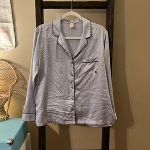 Victoria’s Secret Gray Star Pajama Top